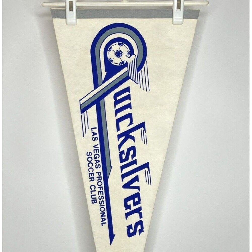Las Vegas Quicksilvers NASL 30x12 Full Size Soccer VTG Pennant Defunct 1970s